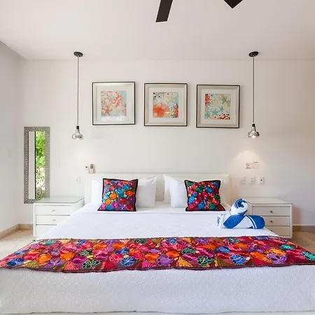 Mexican Style Studio With Free Spa & Gym Access