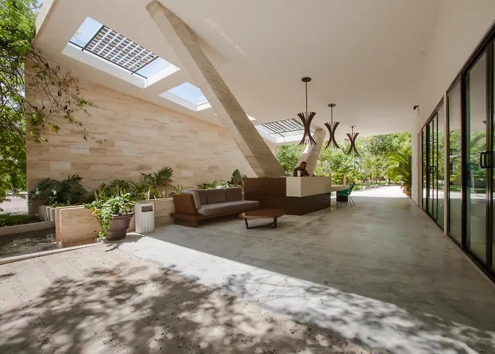Mexican Style With Free & Gym Access Apartment *